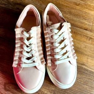 Tory Burch pink ruffled sneakers